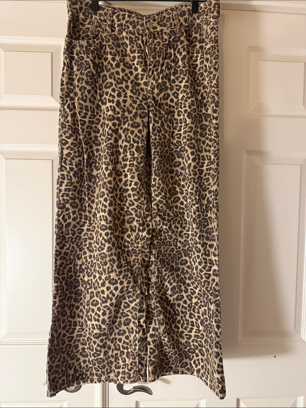 American Eagle Leopard Wide Leg Jeans